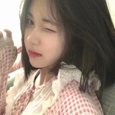 三小一家人